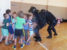 Policie ve škole - 15. 6. 2017